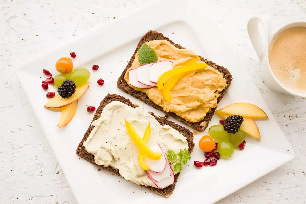 Weganizm z ograniczonym budżetem: jak zaoszczędzić pieniądze, stosując dietę roślinną